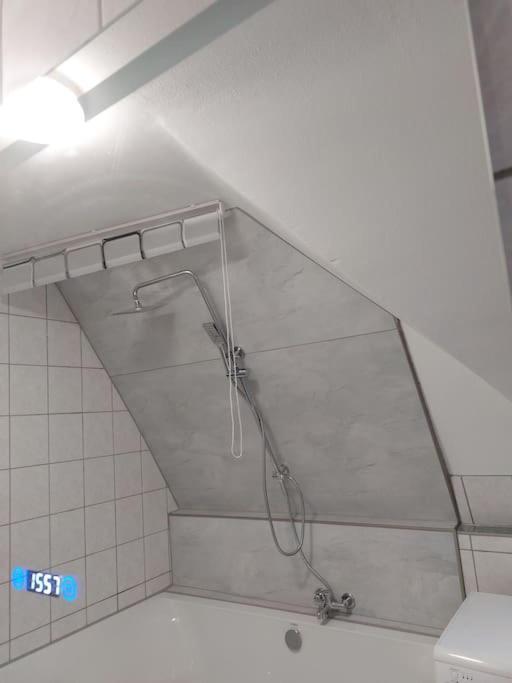Rooftop Apartmens - Komfortable Neue Gemeinschaftsunterkunft Im Herzen Von - Raum 2