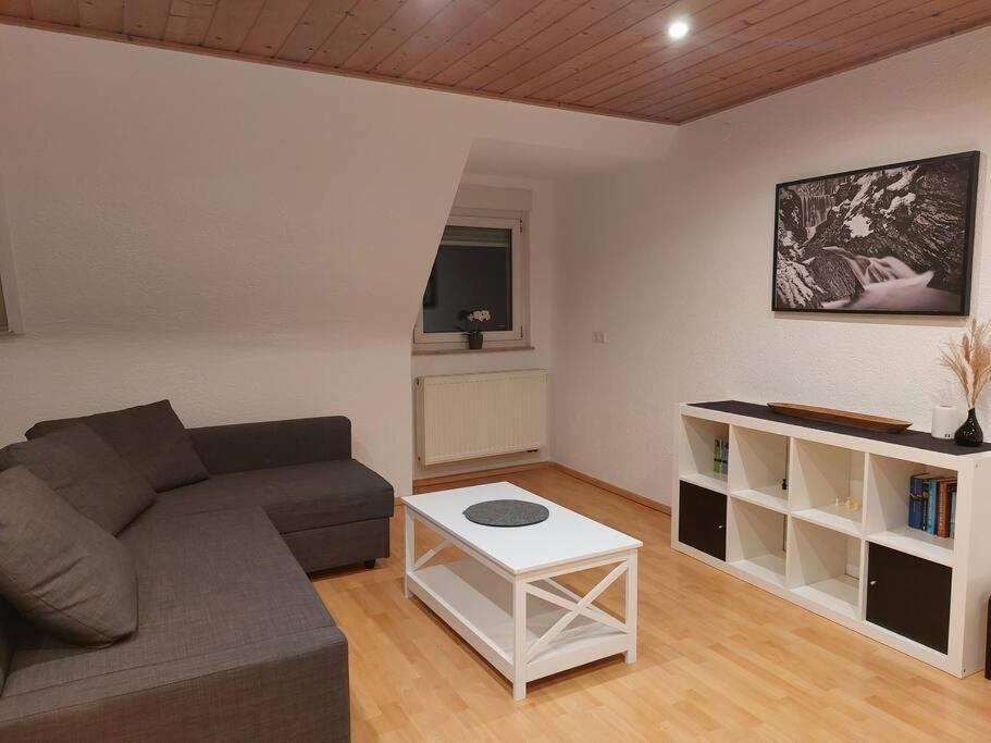 Rooftop Apartmens - Komfortable Neue Gemeinschaftsunterkunft Im Herzen Von - Raum 2 Apartment Ulm